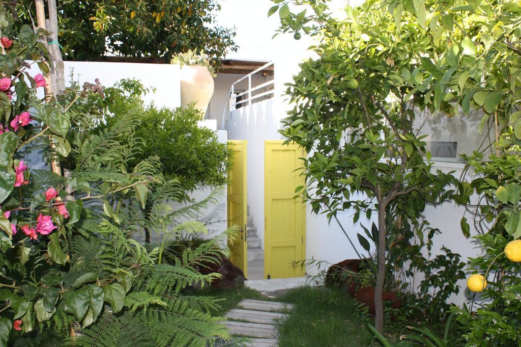 Il Gabbiano Relais In Stromboli Lejlighedshotel Værelse billede